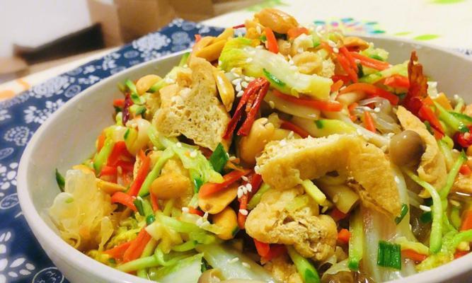 蟹味菇油豆腐炒肉丁怎么做？步骤和技巧有哪些？