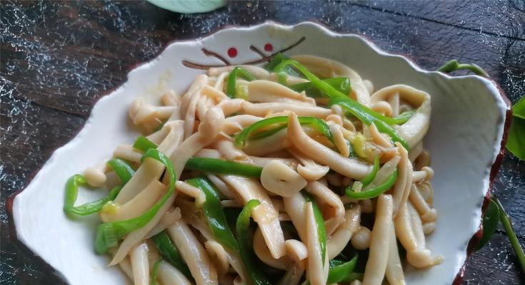 蟹味菇鲜菜汤怎么做？有哪些步骤和技巧？