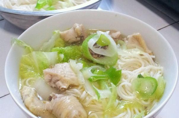 蟹味菇黄翅鱼汤怎么做？步骤和技巧有哪些？