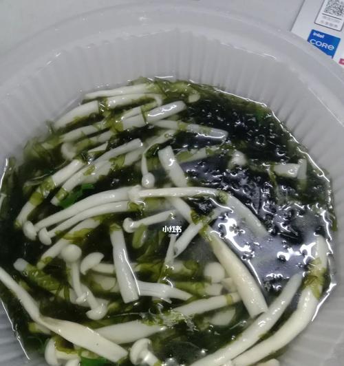 蟹味菇蛋花紫菜汤怎么做？有哪些步骤和技巧？
