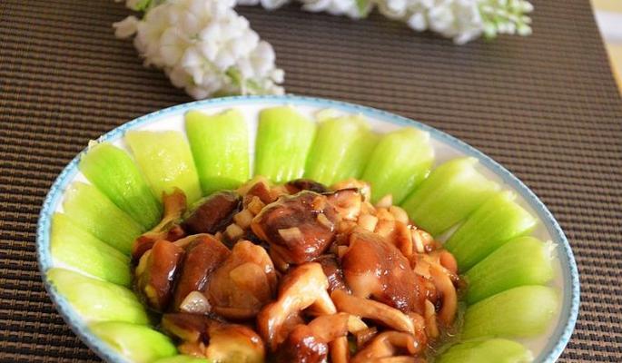 蟹味菇炒小油菜怎么做？步骤和技巧有哪些？
