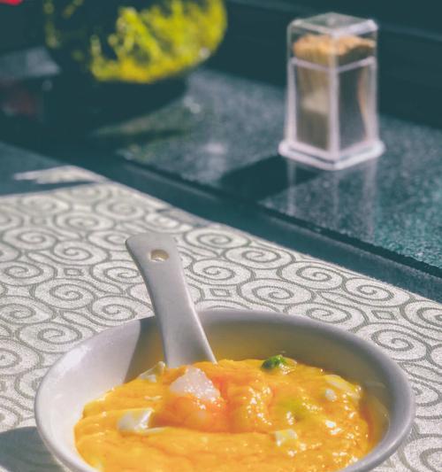 蟹黄豌豆苗豆腐汤怎么做？有哪些步骤和技巧？
