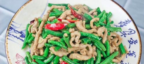 蟹黄豆角的做法是什么？如何在家轻松制作？