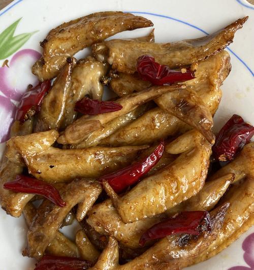 效果辣培根紫菜头的做法是什么？如何在家轻松制作？