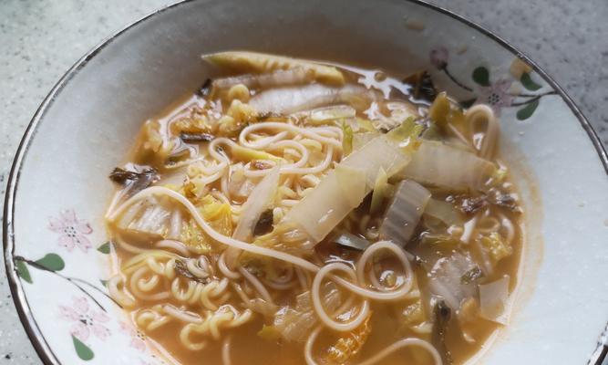 校园食谱之清煮挂面的做法？步骤是什么？
