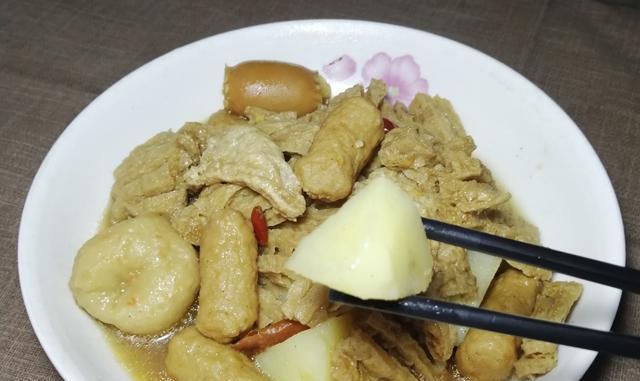 晓厨夜家常火锅怎么做？有哪些简单步骤和技巧？