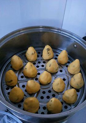 小猪糯香窝窝头怎么做？详细步骤和技巧是什么？