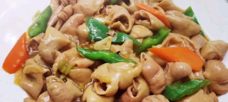 小鸭子蛋包饭的做法是什么？步骤详解如何制作？