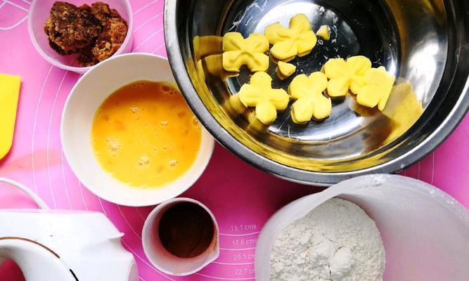 小熊饼的做法是什么？如何在家轻松制作？