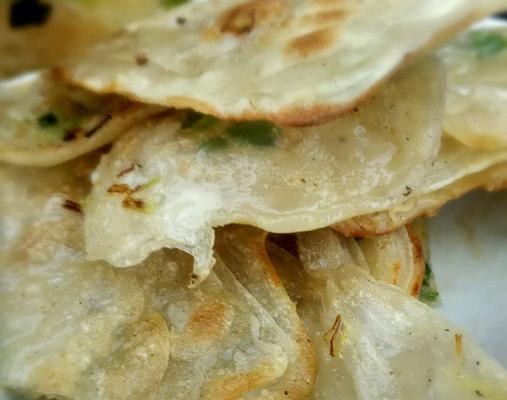 小小葱油饼怎么做？步骤详解和常见问题解答？