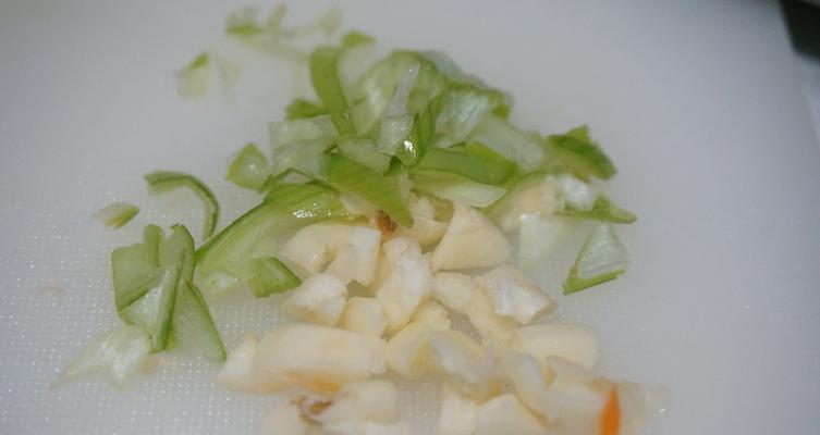 小小艾学煮食的做法是什么？如何做出美味的小小艾学食谱？