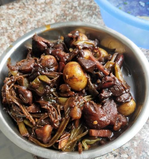 小土豆咸菜怎么做？步骤和技巧有哪些？