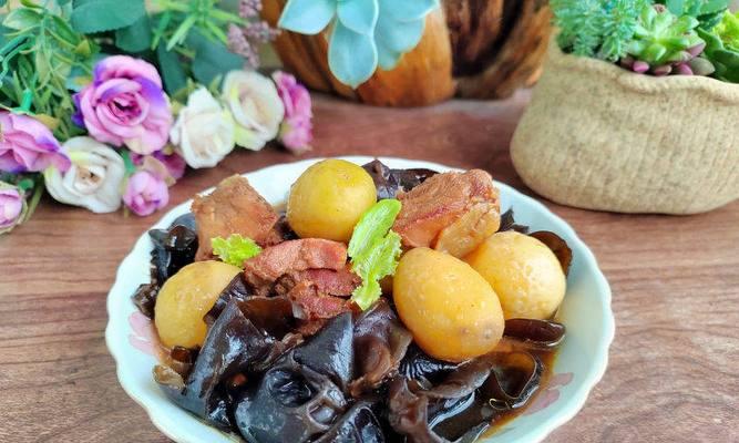 小土豆焖米线怎么做？步骤和技巧有哪些？