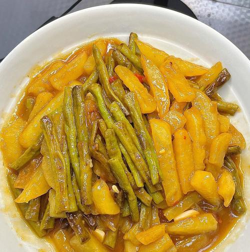 小土豆酱烧豆角怎么做？步骤和技巧是什么？