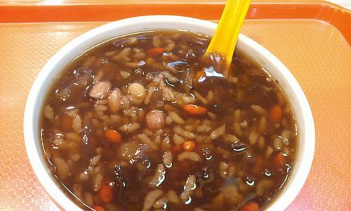 小棠菜鲜虾稀饭怎么做？步骤和技巧有哪些？