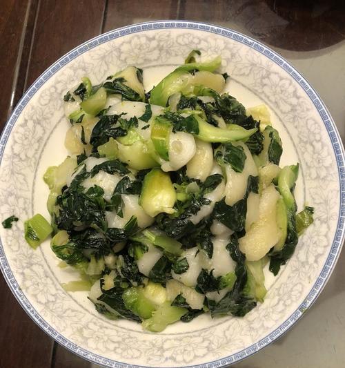 小青菜炒年糕怎么做？步骤和技巧有哪些？