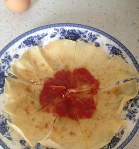 小巧蛋饼怎么做？有哪些简单易学的步骤？