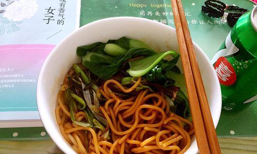 小面的做法是什么？如何在家做出地道重庆小面？