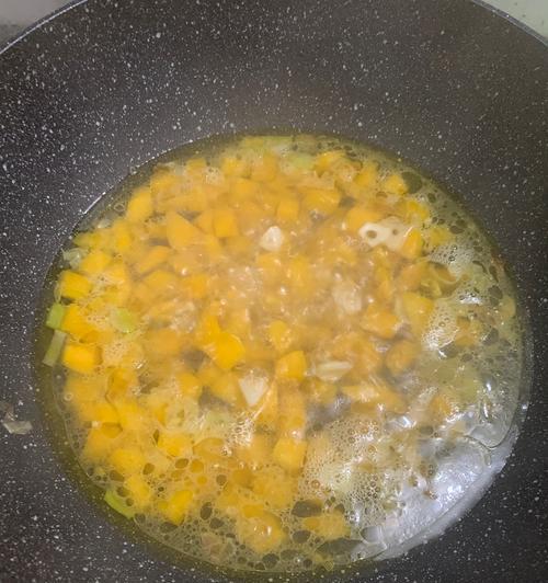 小米瘦肉藤蒿疙瘩汤怎么做？步骤和技巧是什么？