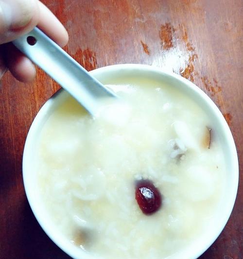 小米山药栗子粥怎么做？有哪些健康益处？