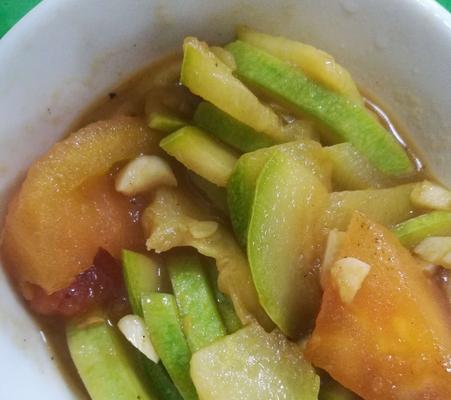 小米南瓜绿豆羹怎么做？步骤和技巧有哪些？