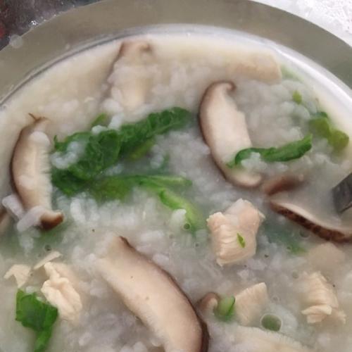 小米鸡肉粥怎么做？有哪些步骤和技巧？