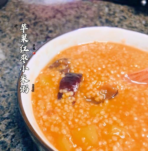 小米红枣苹果粥怎么做？有哪些健康益处？