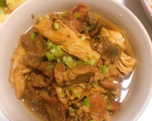 小焖牛肉怎么做？详细步骤和常见问题解答？