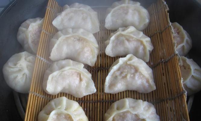 小梅花蒸饺的做法是什么？如何在家轻松制作？