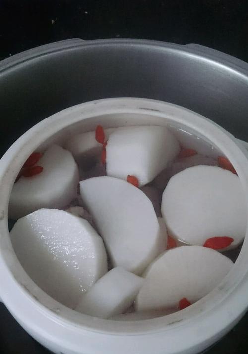 香菇萝卜排骨汤怎么做？步骤和技巧有哪些？