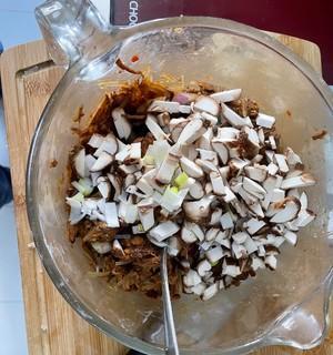 香菇卤肉包子的做法是什么？如何制作美味的香菇卤肉包子？