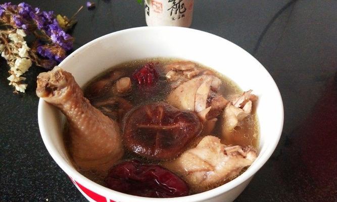 香菇栗子鸡汤怎么做？有哪些步骤和技巧？