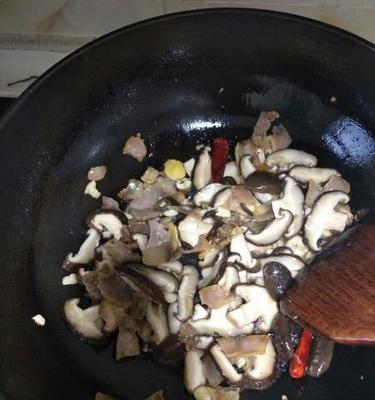 香菇腊肉包怎么做？步骤详解和常见问题解答？