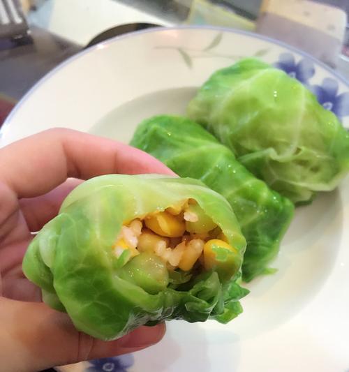 香菇酱烤肉菜包饭怎么做？步骤和技巧是什么？