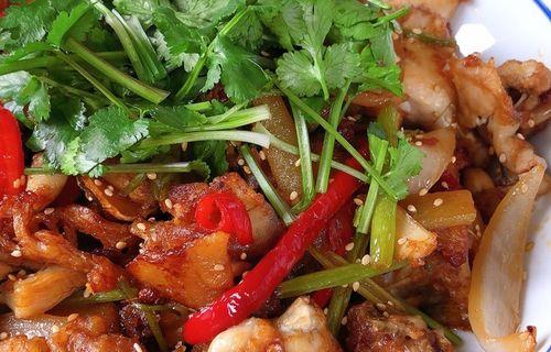 香菇酱干锅怎么做？步骤和技巧有哪些？