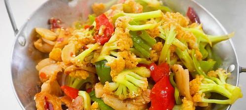 香菇酱干锅怎么做？步骤和技巧有哪些？