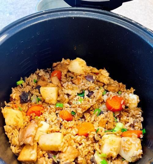香菇鸡丝饭的做法是什么？步骤详细吗？