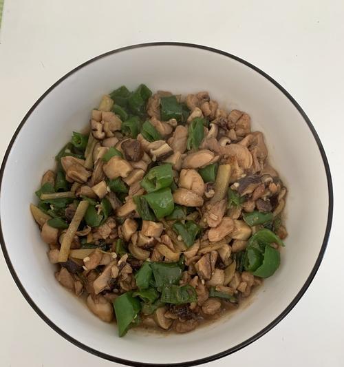 香菇鸡肉盖浇米线怎么做？步骤和技巧是什么？