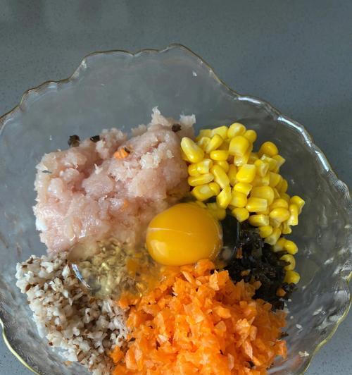 香菇鸡肉包的做法是什么？如何在家轻松制作？