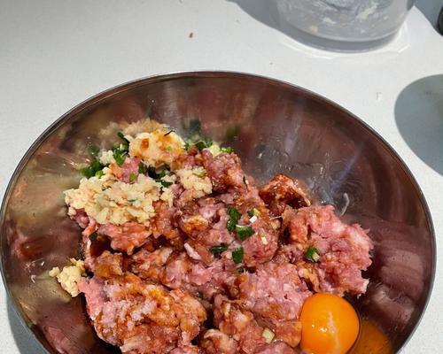香菇鸡肉包的做法是什么？如何在家轻松制作？