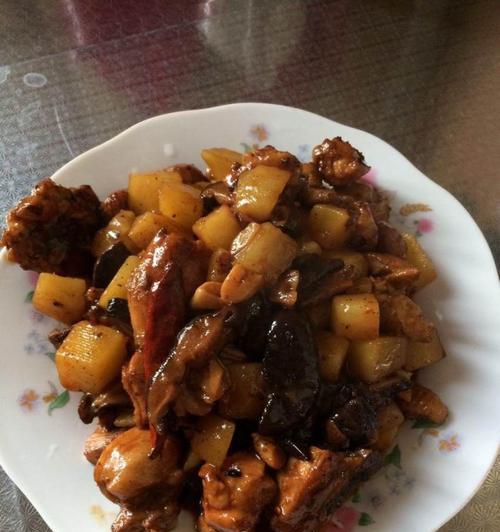 香菇鸡块怎么做？详细步骤和技巧是什么？