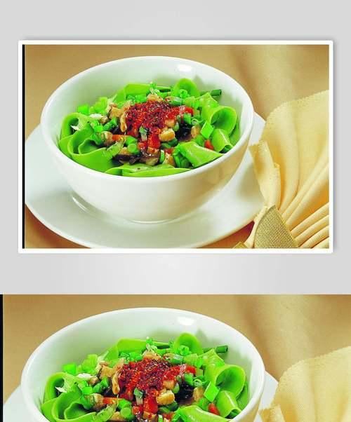 香菇鸡蛋酱菠菜面怎么做？步骤和技巧是什么？