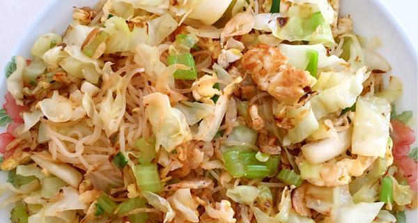 香菇鸡蛋炒米粉怎么做？步骤和技巧是什么？