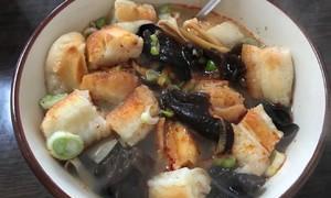 香菇火腿鸡蛋面怎么做？步骤和技巧有哪些？