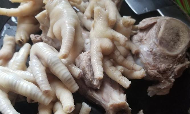 香菇黄豆凤爪汤怎么做？步骤和技巧有哪些？