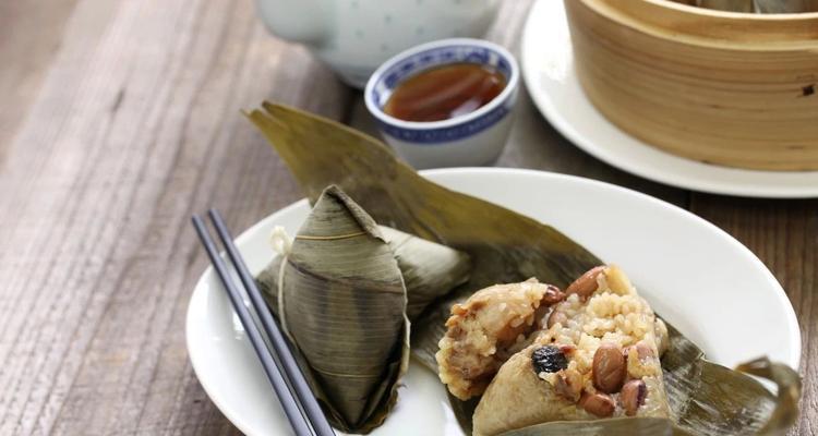 香菇花生肉粽龙舟粽怎么做？制作步骤有哪些？