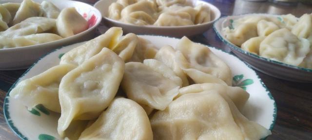 香菇胡萝卜猪肉蒸饺怎么做？步骤和技巧有哪些？