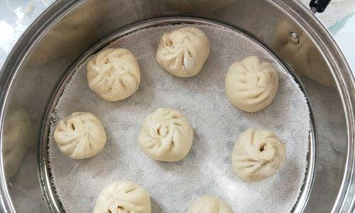 香菇胡萝卜猪肉包子怎么做？步骤和技巧有哪些？
