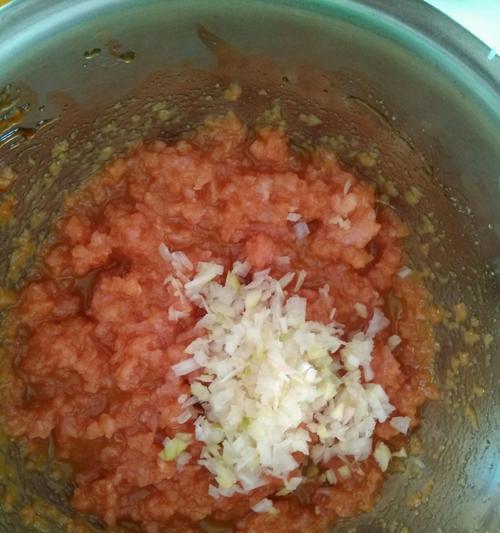 香菇胡萝卜猪肉包子怎么做？步骤和技巧有哪些？