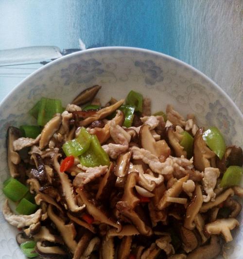 香菇胡萝卜炒肉片的做法是什么？步骤详解如何做？